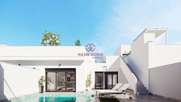 Foto 1 de Casa adossada en venda a Jimenado de 2 habitacions amb terrassa i piscina
