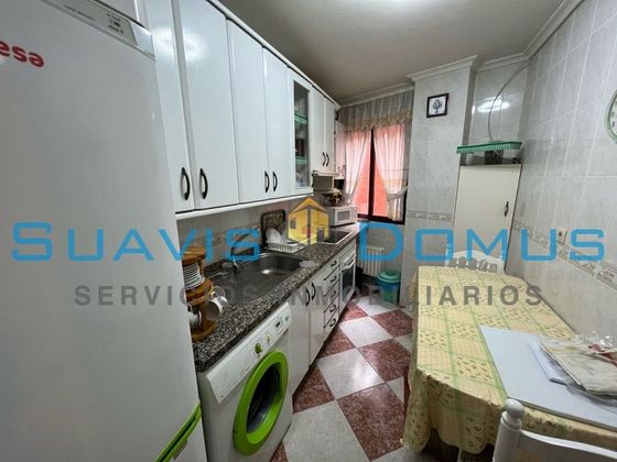 Foto 2 de Pis en venda a avenida Luis Morán de 2 habitacions amb calefacció i ascensor