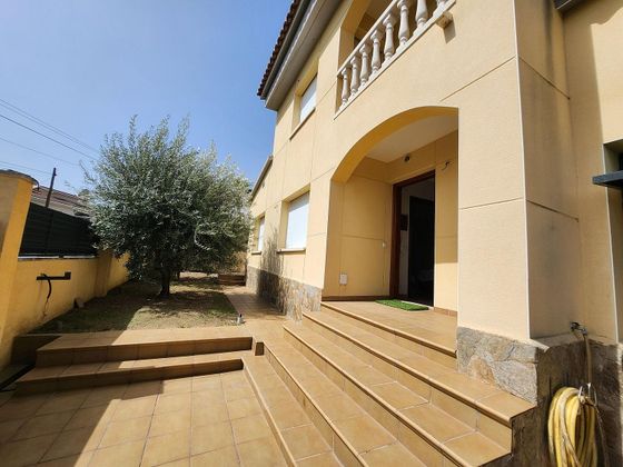 Foto 1 de Casa en venta en Pobla de Montornès, la de 4 habitaciones con terraza y piscina