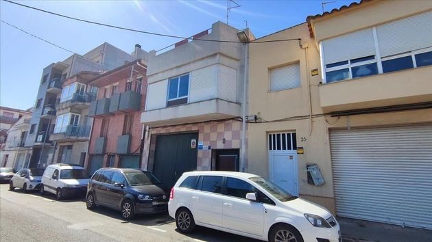 Foto 1 de Casa en venta en calle Sant Josep de 4 habitaciones con terraza