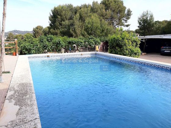 Foto 2 de Xalet en venda a Estivella de 8 habitacions amb terrassa i piscina