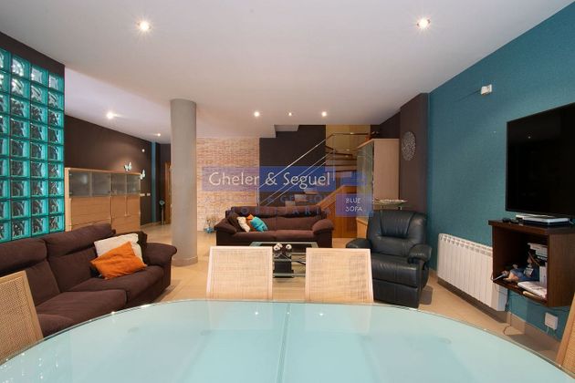 Foto 2 de Casa en venta en Alfara de Algimia de 5 habitaciones con terraza y piscina