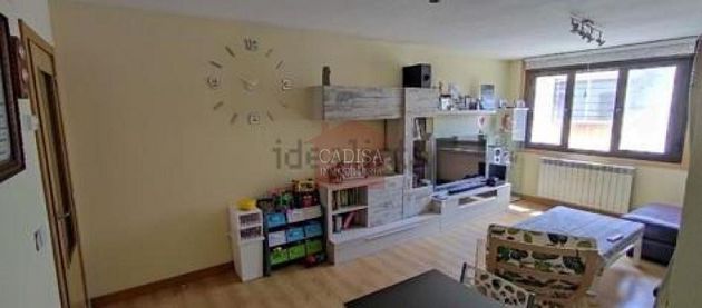 Foto 2 de Pis en venda a Castellanos de Moriscos de 3 habitacions amb garatge i calefacció