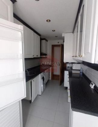 Foto 1 de Venta de piso en Garrido Norte - Chinchibarra de 4 habitaciones con garaje y calefacción