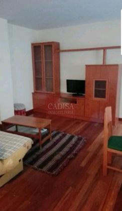 Foto 1 de Piso en alquiler en Universidad - Dominicos de 1 habitación con muebles y calefacción