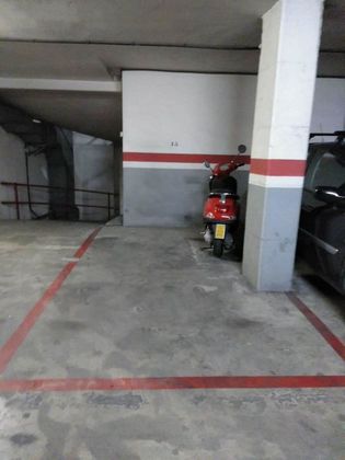 Foto 2 de Garaje en venta en calle De Cai Celi de 9 m²