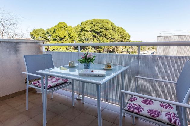 Foto 1 de Pis en venda a calle Castell de Miravet de 1 habitació amb terrassa i piscina