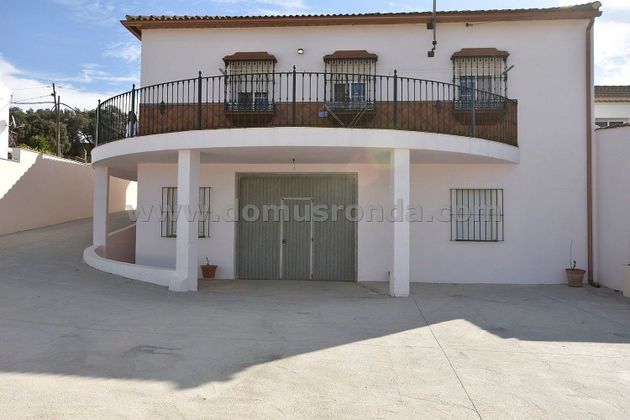 Foto 1 de Casa en venta en Ronda de 4 habitaciones con terraza y garaje