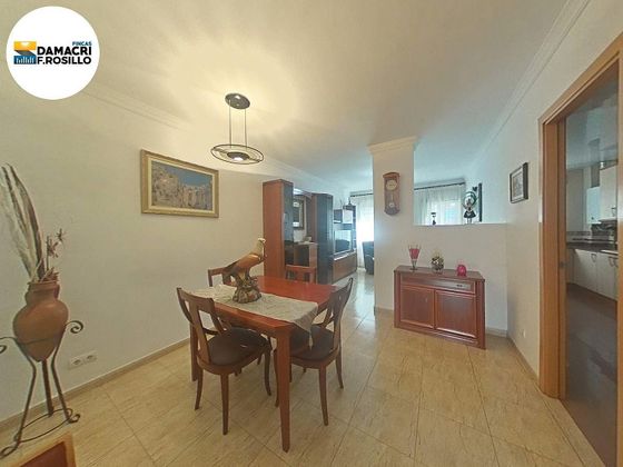 Foto 2 de Piso en venta en Sant Vicenç dels Horts de 4 habitaciones con terraza y ascensor