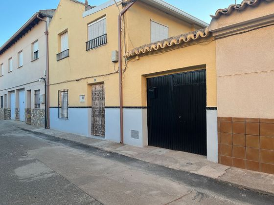 Foto 1 de Casa en venta en calle Juan Ramon Jimenez de 4 habitaciones con aire acondicionado
