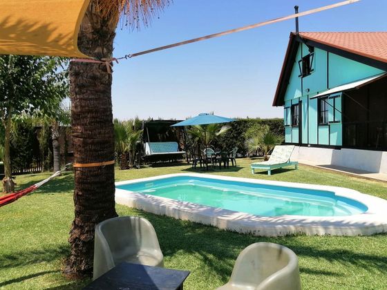 Foto 1 de Casa rural en venda a Utrera de 2 habitacions amb terrassa i piscina