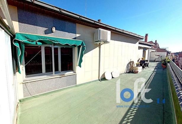 Foto 1 de Àtic en venda a Las Viñas de 5 habitacions amb terrassa i garatge