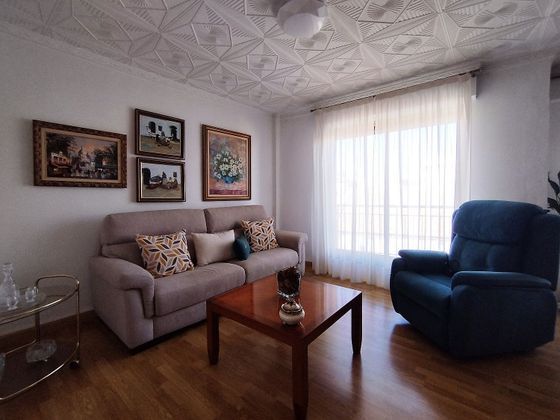 Foto 2 de Piso en venta en Los Barreros de 2 habitaciones con balcón y aire acondicionado