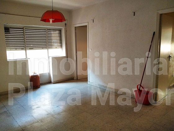 Foto 1 de Venta de piso en Garrido Norte - Chinchibarra de 3 habitaciones con balcón