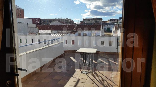 Foto 1 de Venta de casa adosada en Tormes - La Vega de 4 habitaciones con terraza y garaje
