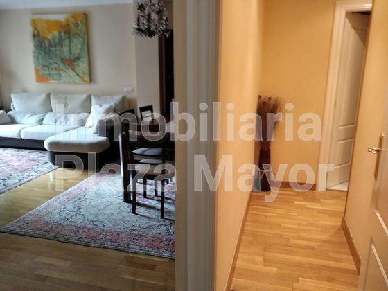 Foto 2 de Pis en lloguer a Canalejas - Gran Vía de 3 habitacions amb terrassa i mobles