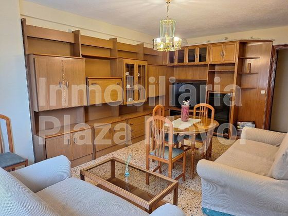 Foto 2 de Pis en venda a Pizarrales de 3 habitacions amb balcó i calefacció