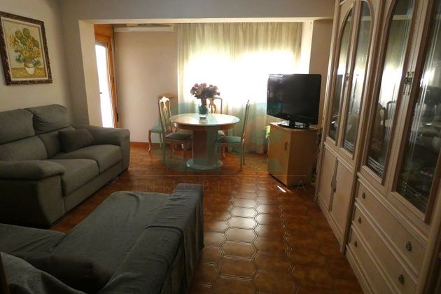 Foto 2 de Piso en venta en calle Relleu de 3 habitaciones con terraza