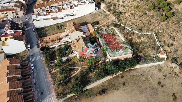 Foto 2 de Venta de chalet en calle Buenavista de 7 habitaciones con terraza y piscina