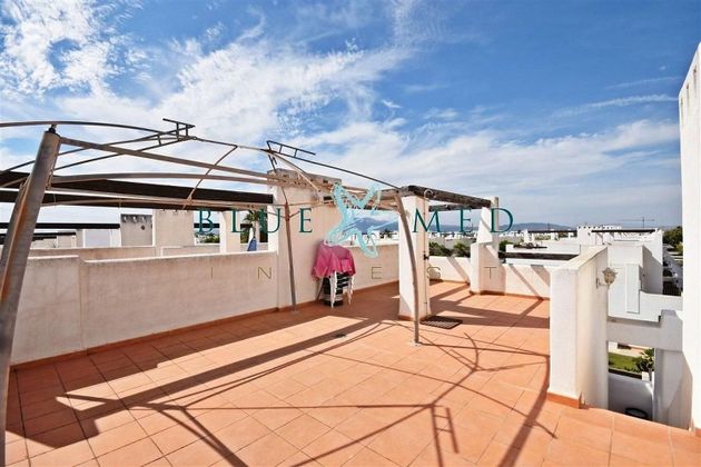 Foto 1 de Àtic en venda a calle Albahaca de 2 habitacions amb terrassa i piscina