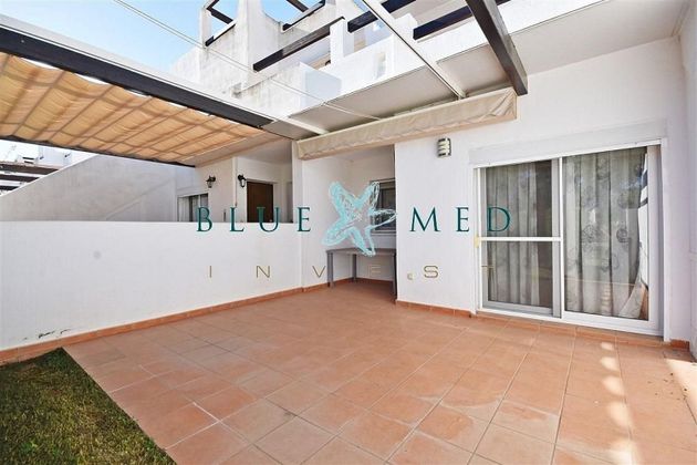 Foto 2 de Piso en venta en edificio Central de Las Cañadas de 3 habitaciones con terraza y piscina