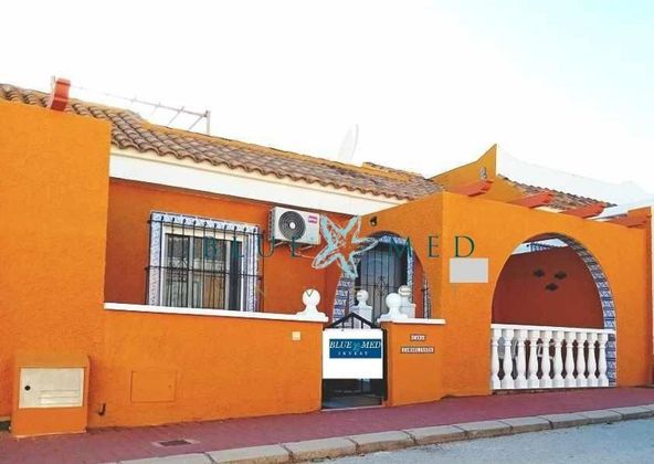 Foto 1 de Chalet en venta en Mazarrón ciudad de 2 habitaciones con terraza y aire acondicionado