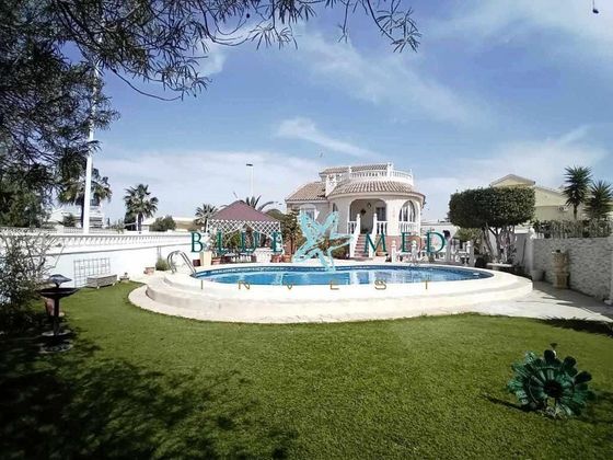 Foto 1 de Xalet en venda a Mazarrón ciudad de 3 habitacions amb terrassa i piscina