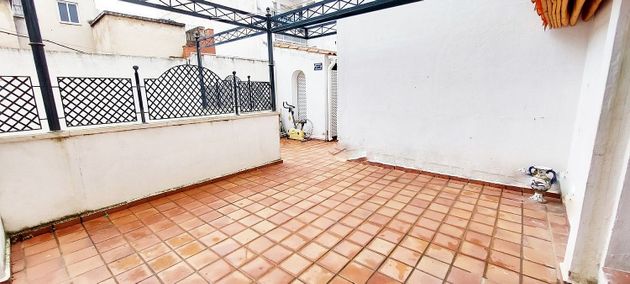 Foto 2 de Piso en venta en Santa Marina - La Paz de 6 habitaciones con terraza y aire acondicionado