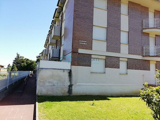 Foto 2 de Pis en venda a Oriñón - Allendelagua de 2 habitacions amb garatge i balcó