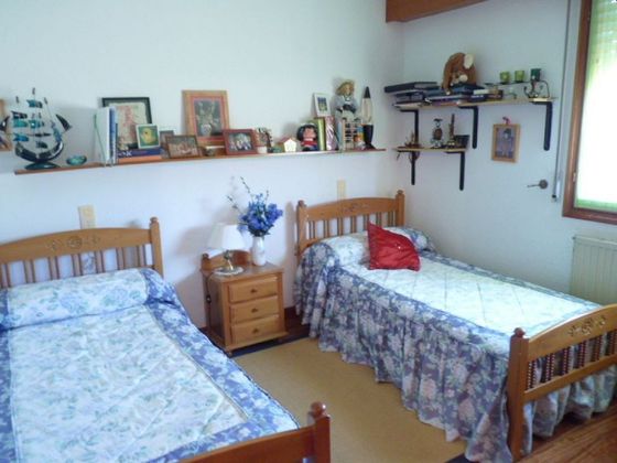 Foto 2 de Piso en venta en Estella/Lizarra de 4 habitaciones con garaje y balcón