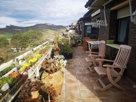 Foto 1 de Dúplex en venda a Estella/Lizarra de 5 habitacions amb terrassa i piscina