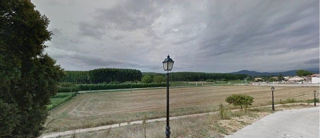 Foto 1 de Venta de terreno en Murieta de 11049 m²
