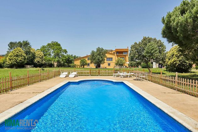 Foto 1 de Casa rural en venda a Cassà de la Selva de 7 habitacions amb terrassa i piscina