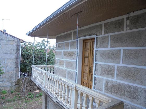 Foto 2 de Casa en venda a Xunqueira de Ambía de 3 habitacions amb garatge i jardí