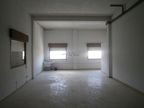 Foto 1 de Alquiler de local en Mariñamansa de 76 m²