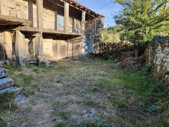 Foto 2 de Casa rural en venda a Nogueira de Ramuín de 1 habitació amb jardí