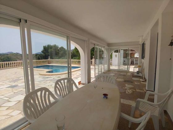 Foto 2 de Casa en venda a Senija de 3 habitacions amb terrassa i piscina