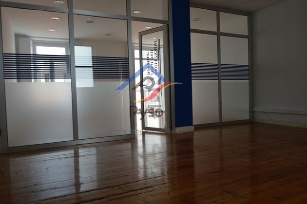 Foto 2 de Oficina en alquiler en Numancia - San Fernando de 60 m²