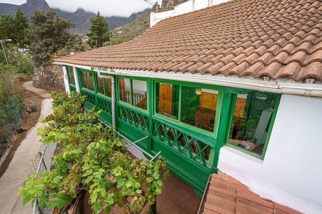 Foto 1 de Casa rural en venda a calle Del Maestro Santiago Casimiro de 7 habitacions amb terrassa i jardí