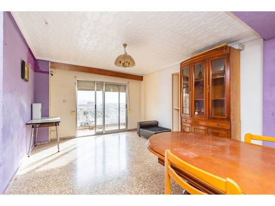 Foto 2 de Piso en venta en Sant Marcel·lí de 4 habitaciones con garaje y balcón