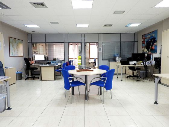 Foto 1 de Oficina en venda a calle Doctor José Guerra Navarro amb garatge i aire acondicionat