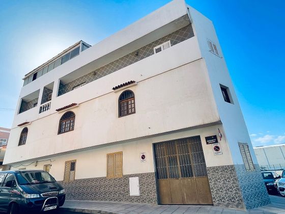 Foto 2 de Àtic en venda a calle Ingeniero Dorestes de 3 habitacions amb terrassa i balcó