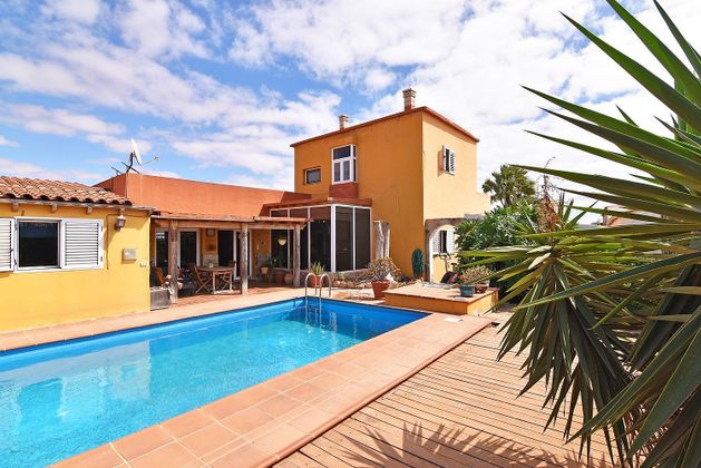 Foto 1 de Casa en venda a calle Casillas de Morales de 6 habitacions amb terrassa i piscina