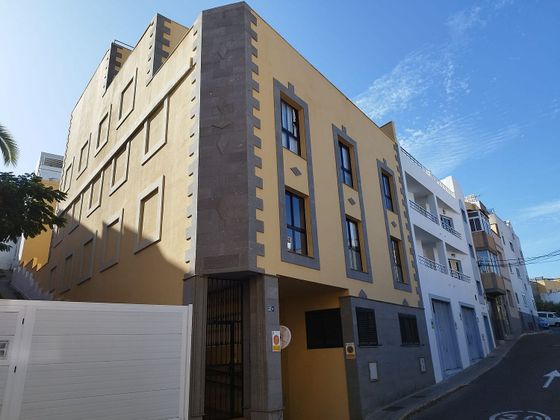 Foto 2 de Pis en venda a calle Huelva de 3 habitacions amb garatge i ascensor