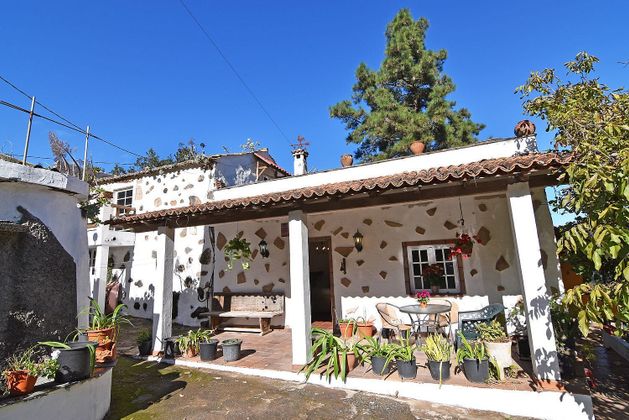 Foto 2 de Casa rural en venda a Valleseco de 5 habitacions amb terrassa i jardí
