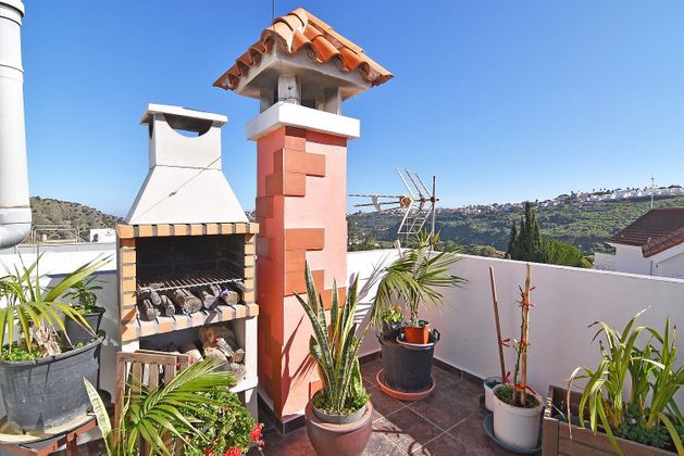 Foto 1 de Venta de casa adosada en San Lorenzo de 4 habitaciones con terraza y balcón