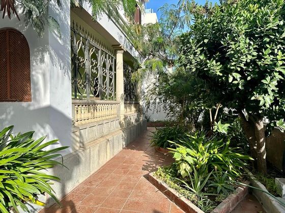 Foto 2 de Pis en venda a Ciudad Jardín de 4 habitacions amb terrassa i garatge