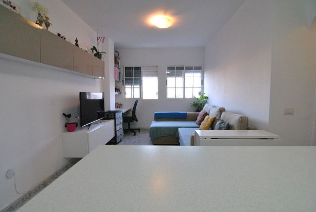 Foto 1 de Venta de piso en Playa de Arinaga de 2 habitaciones y 51 m²