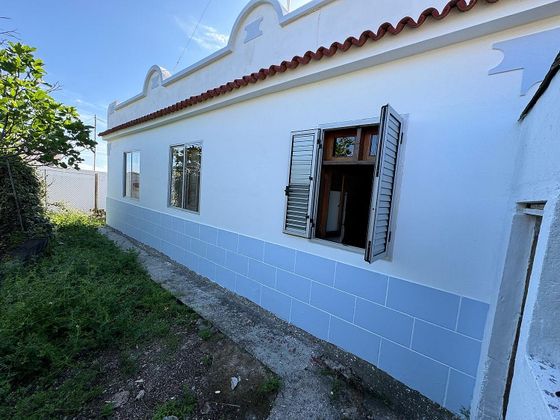 Foto 1 de Chalet en venta en Valleseco de 3 habitaciones con terraza y piscina