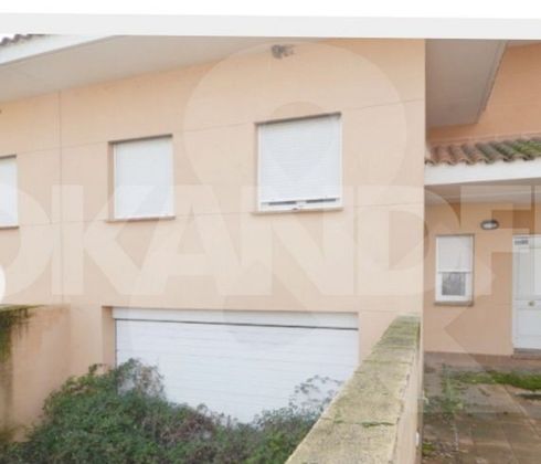 Foto 1 de Casa en venda a Zarapicos de 4 habitacions amb piscina i calefacció